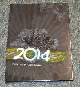 NUEVO 2014 ANUARIO ESCOLAR INTERMEDIO STAFFORD NJ - Imagen 1 de 2