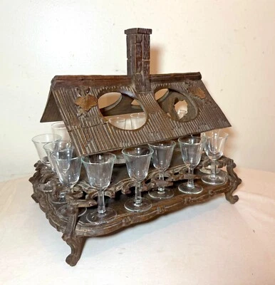 Juego de barra decantadora de licor tántalo madera bosque negro alemán tallado antiguo grande Foto 1 de 4