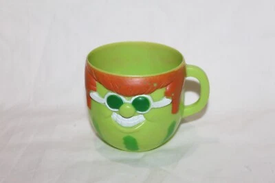 Taza de colección 1974 Pillsbury Kool-Aid salida sandía cara divertida F&F Elvis Foto 1 de 3