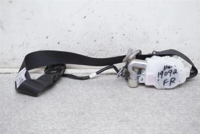 Черный натяжитель ремня безопасности переднего пассажира для Lexus Is250 2007-2008 годов выпуска 73210-53360-C5 - Изображение 1 из 4