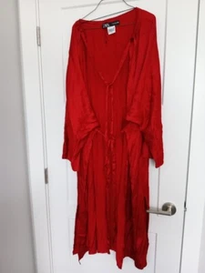EverLast@ ZARA Rara Colaboración - Vestido envolvente o bata de boxeo talla M - Rojo rubí - Imagen 1 de 12