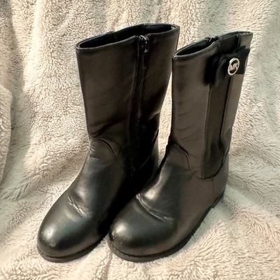 Botas Michael Kors para niños pequeños niñas talla 9 pajarita negra logotipo forradas en tela Foto 1 de 4