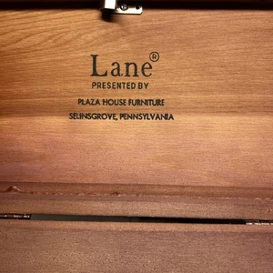 Vintage 70er Lane Zeder Truhen Mini Zeder Truhe ohne Schlüssel 9" L x 3,5" H x 5" B - Bild 1 von 5