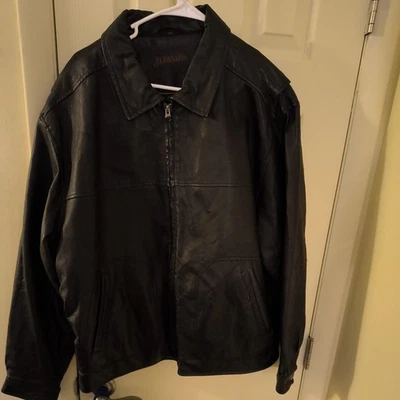 St. Johns Bay Black Leather Jacket Mens 2XLT Quilt Lined Zip Up Coat Classic - Image 1 of 4