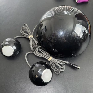 Altavoces satelitales alimentados por plataforma de altavoces puntuales JBL y subwoofer probados - Imagen 1 de 2