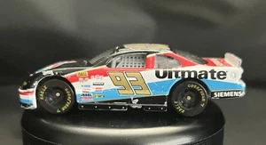 Dave Blaney #93 Amoco Race Car Pontiac Grand Prix 1:64 Diecast Model Diorama Toy - Picture 1 of 9