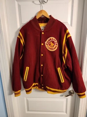 Chaqueta Cleveland Cavaliers Mitchell And Ness Hardwood Classics 56 3XL Foto 1 de 4