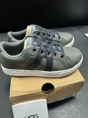 NEW UGG BOYS SIZE 1 BLACK/GREY MARCUS GENUINE LEATHER SNEAKERS LACE-UP SHOES - Image 1 of 4