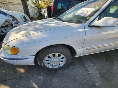 Guardabarros izquierdo Lincoln Continental 1998 1999 2000 2001 2002 WF Foto 1 de 2