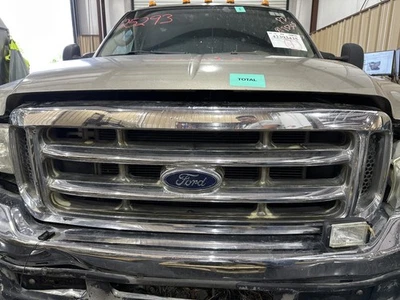 REJILLA CROMADA ENVOLVENTE FORD F350SD PICKUP 2003-2004 CON BARRAS PINTADAS, EXC. Foto 1 de 4