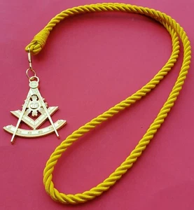 Freemason Masonic Past Master Jewel with Gold Lanyard Gold Tone Pendant - Picture 1 of 3