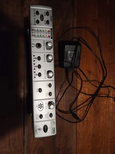 Behringer MiniMon Monitor Matrix Mixer Monitor UNTESTED For parts or repair - Afbeelding 1 van 4