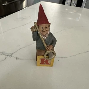 Tom Clark Gnome - Picture 1 of 5
