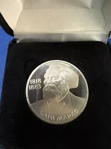 Moneta sovietica CCCP 5 rubli Mezhnumizmatika Karl Marx Mosca in custodia velluto (J311) - Foto 1 di 8