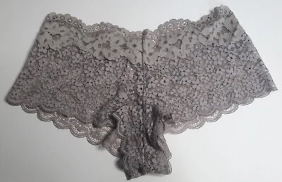 NUEVO Victoria's Secret Body de Victoria Shortie Panty Boyshort Encaje Pequeño VS Foto 1 de 3