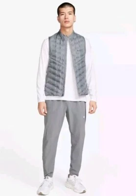 Chaleco para correr para hombre Nike Therma-Fit ADV Repeler FB7542 gris talla 2XLARGE Foto 1 de 4