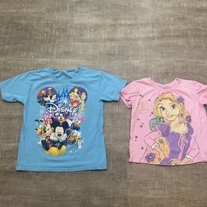 Girls Disney Rapunzel Princess Pink Shortsleeve Lot 2 Frozen T-shirt Size 7/8 - Picture 1 of 15