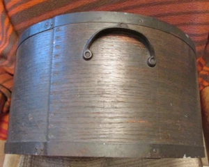 antique 1.2 gallen grain measure,handles,14"W 8" tall daniel Cragin Wilton,N.H. - Picture 1 of 4