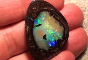 Yowah-Nuss mit GEM - Multicolor - Kristallkern -Top Stein - 77,2ct. mit Video!! - Bild 1 von 4