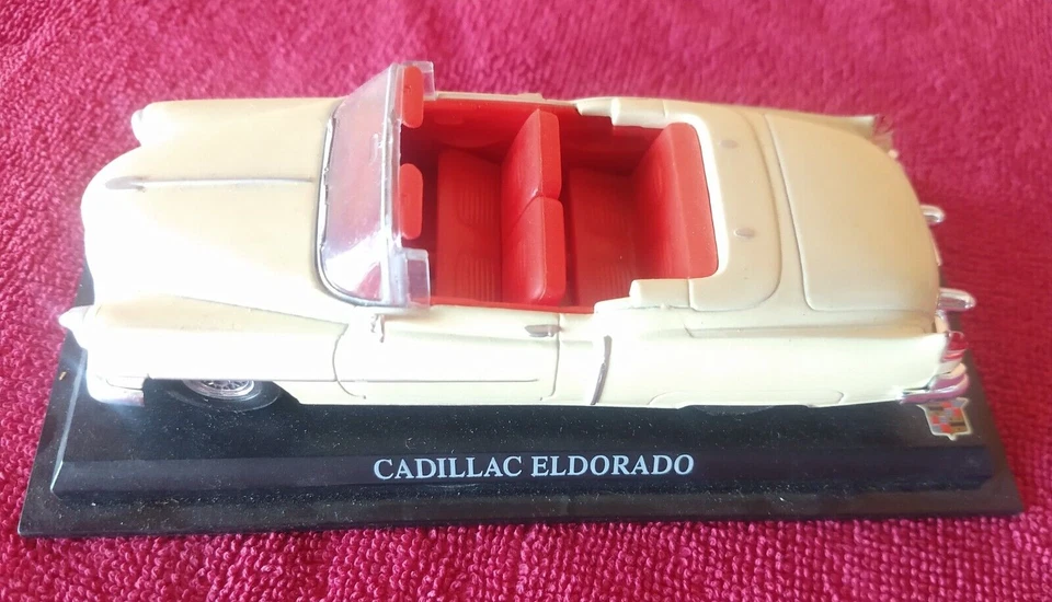 DIE CAST 1:43 Modellino " CADILLAC ELDORADO " DEL PRADO SCALA 1/43 Con Supporto  - Immagine 1 di 4