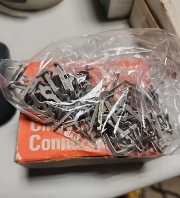 TRW Connections Cinch Connetors Y141  (Set of 133 Pz) [RC 6-2] - Image 1 of 4