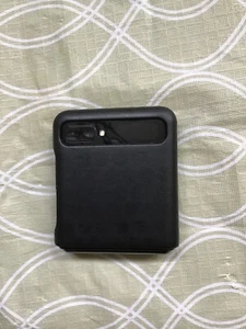 Samsung Galaxy Z Flip SM-F700U/DS - 256GB - Mirror Black AT&T - Picture 1 of 5