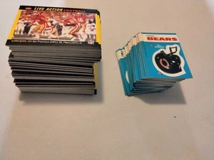 1987 Fleer Football Live Action Card Lot.   149 Karten und 72 Team Sticker - Bild 1 von 2