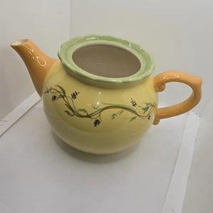Pfaltzgraff Pistoulet 8 Cup Teapot NO LID Jana Kolpen 2002  - Picture 1 of 6