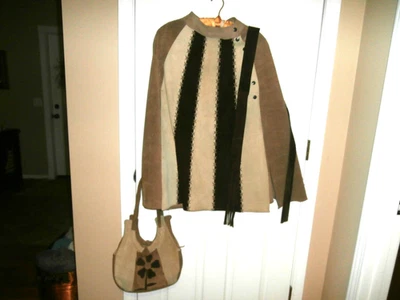 Poncho de cuero gamuza marrón vintage de los años 60 capa y cartera de gamuza look hippie flor Foto 1 de 4