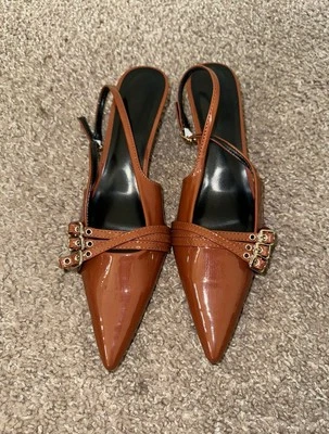 Patent Brown Pointed-Toe Slingback Heels – Size 8 – Triple Buckle Strap | - Image 1 of 3