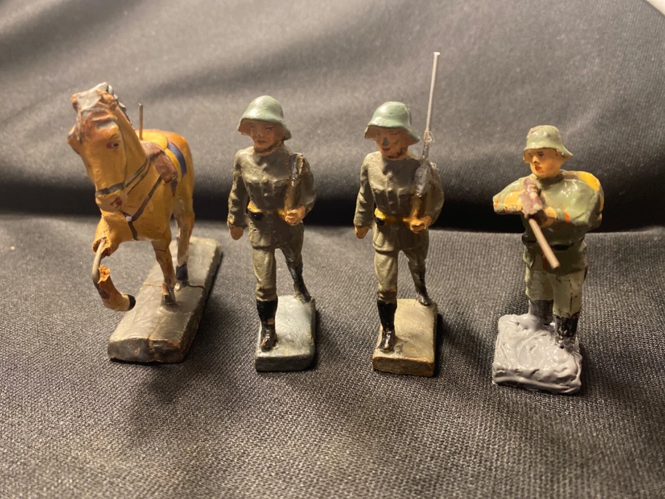 Lot 4 Lineol Elastolin Husso Germany Toy Soldiers Horse Figures German WW2 - Image 1 of 4