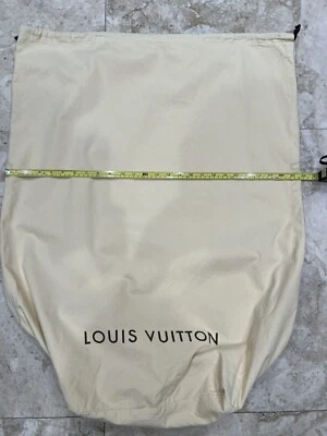 Louis Vuitton Dast Bag - Image 1 of 2