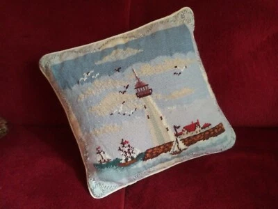 ALMOHADA PUNTA AGUJA FARO NÁUTICO VELEROS NUBES CABO BACALAO NANTUCKET  Foto 1 de 4