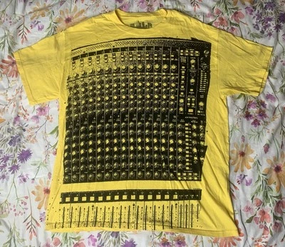 Camiseta Anchor Blue Mezclador de Música Amarillo XL De Colección 2008 dBellon Foto 1 de 4