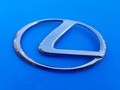 04 05 06 07 08 09 LEXUS RX330 RX350 TAPA TRASERA EMBLEMA CENTRAL LOGOTIPO INSIGNIA OEM (2007) Foto 1 de 3