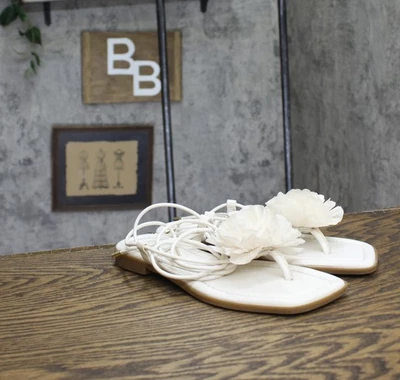 INC International Concepts Womens Gilma Flower Flat Sandals White Smooth 8M - Image 1 of 4