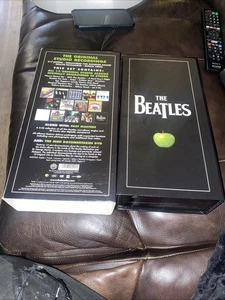 The Beatles Stereo CD Box Set  16 CD Unsealed Box  CD's Sealed Accept 1 Great! - Picture 1 of 8
