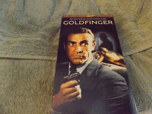 VHS Goldfinger Sean Connery PG 1 Hour 50 Minutes MGM Home Video - Picture 1 of 2
