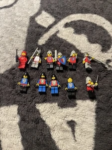 Lot of Lego Classic Castle Knight Minifigures Horses Armor - 1980s Vintage - Picture 1 of 3