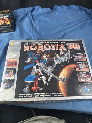 Robotix 3000 - Motorized Modular Building System #98300 - Open Box - 1994 Sealed - Image 1 of 4