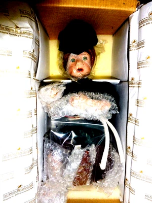 MUÑECA DE PORCELANA ASHTON DRAKE/JULIE GOOD-KRUGER "EL PRIMER PASTOR" CON CERTIFICADO DE AUTENTICIDAD Foto 1 de 4