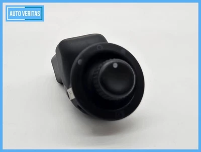 Original Renault Megane II 2 Grandtour Built 07 Switch Mirror adjustment 26522 - Image 1 of 4