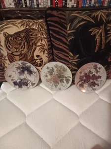 Set of 3 Decorative Plates With Grapes bunches. - Picture 1 of 6