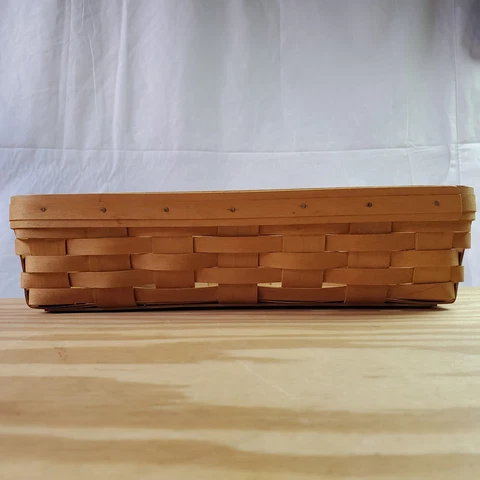 Small Longaberger Bread Cracker Basket Signed and Dated 2005 E Cover