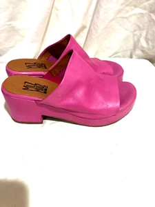 Miz Mooz Gwen Fuchsia Leather Platform, Slip-On Mules, Size 36 EU, 5.5-6 US - Picture 1 of 8