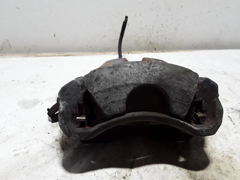 Pinza delantera derecha pasajero para rotor de 10,8" compatible con TOYOTA RAV4 12496 06-18 Foto 1 de 4