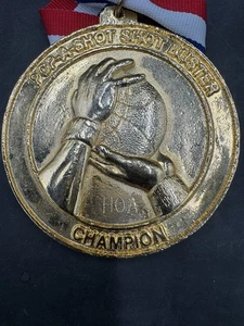 Shot Put Medal - Picture 1 of 4