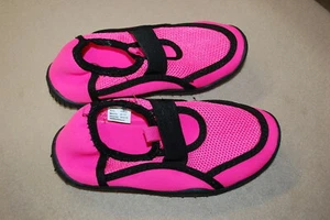 Toddler Little Girls PINK & BLACK WATER SHOES River Beach ELASTIC BAND Size 13-1 - Picture 1 of 1