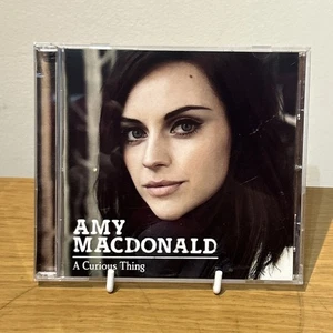 Amy MacDonald - Curious Thing (2010) - Imagen 1 de 2