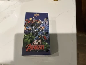 (SELLADO DE FÁBRICA) CAJA HOBBY EXCLUSIVA DE MARVEL AVENGERS 2024 CUBIERTA SUPERIOR - Imagen 1 de 1